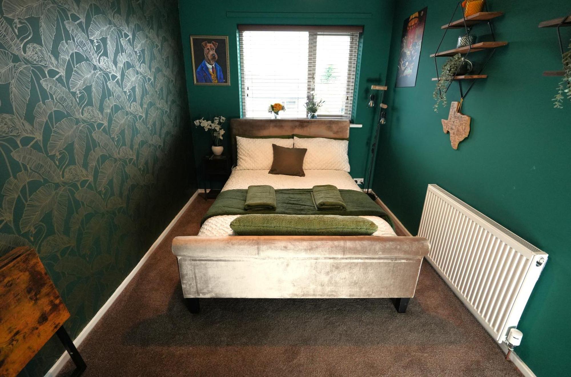 Detached Homestay - Super, King & Double Rooms - Leyland, Preston, Chorley, Lancashire Eksteriør billede